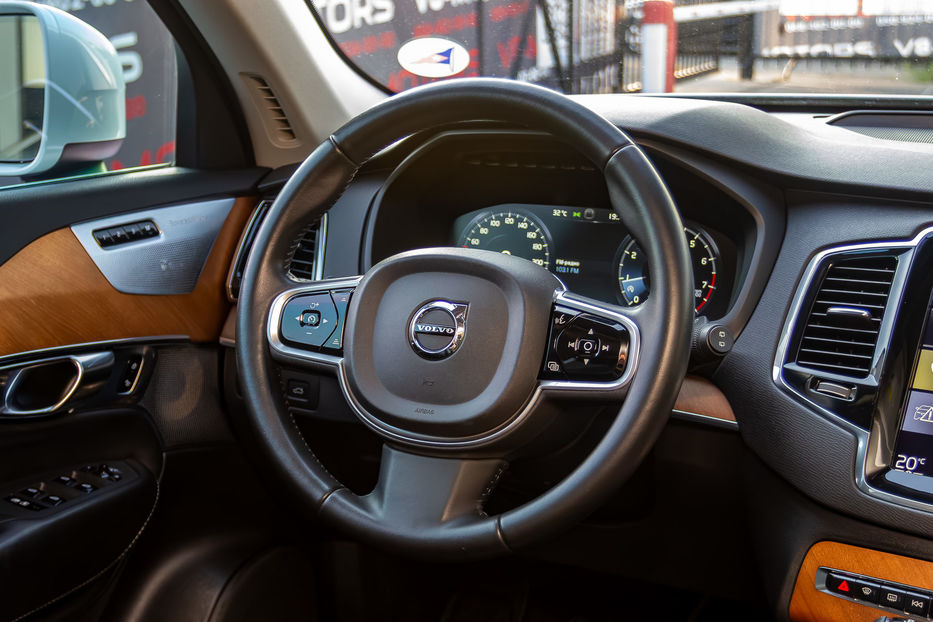 Продам Volvo XC90 T6 Inscription 2017 года в Киеве