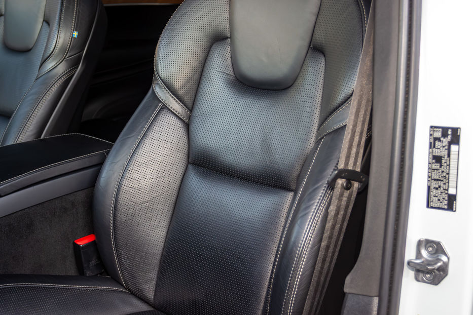 Продам Volvo XC90 T6 Inscription 2017 года в Киеве