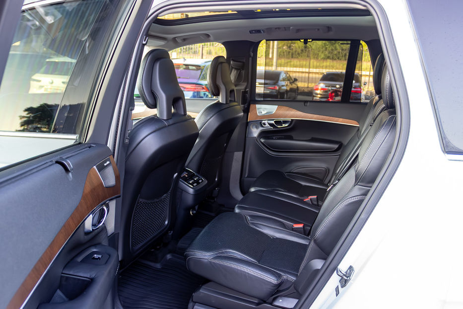 Продам Volvo XC90 T6 Inscription 2017 года в Киеве