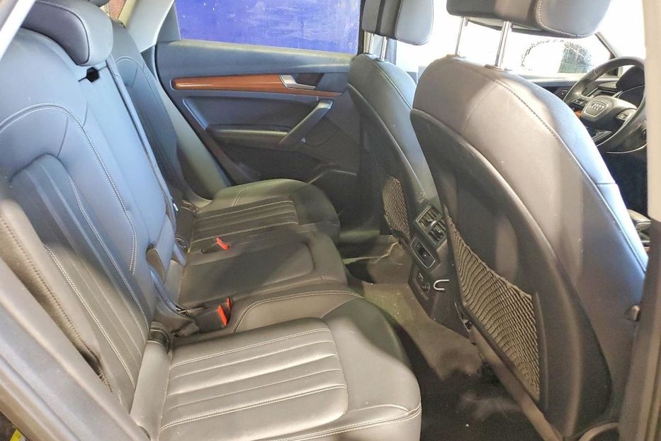 Продам Audi Q5 Premium Plus  0917 2020 года в Львове