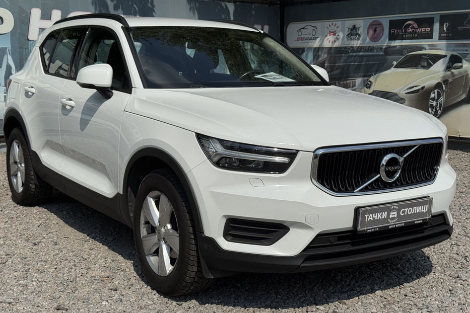 Продам Volvo XC60 2.0 AT (163 к.с.) 2019 года в Киеве