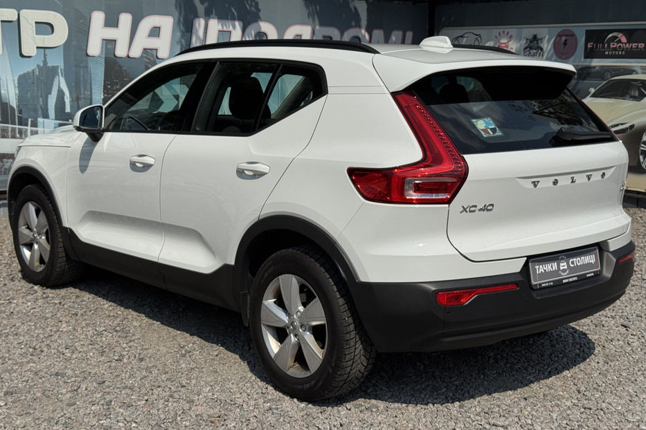 Продам Volvo XC60 2.0 AT (163 к.с.) 2019 года в Киеве