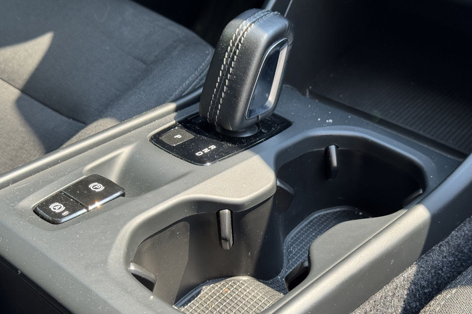 Продам Volvo XC60 2.0 AT (163 к.с.) 2019 года в Киеве