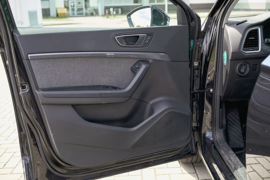 Продам Seat Altea ATECA 2023 года в Львове