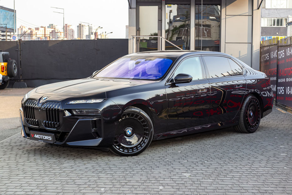 Продам BMW 740 LD Xdrive 2023 года в Киеве
