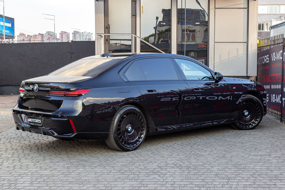 Продам BMW 740 LD Xdrive 2023 года в Киеве
