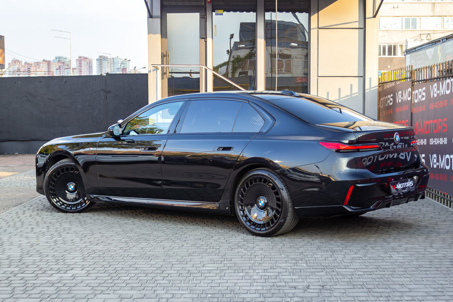 Продам BMW 740 LD Xdrive 2023 года в Киеве
