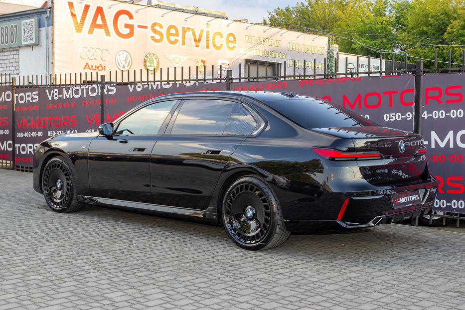 Продам BMW 740 LD Xdrive 2023 года в Киеве