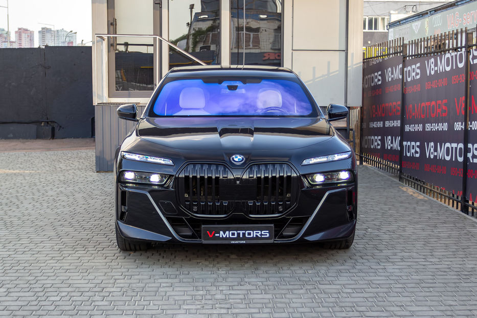 Продам BMW 740 LD Xdrive 2023 года в Киеве