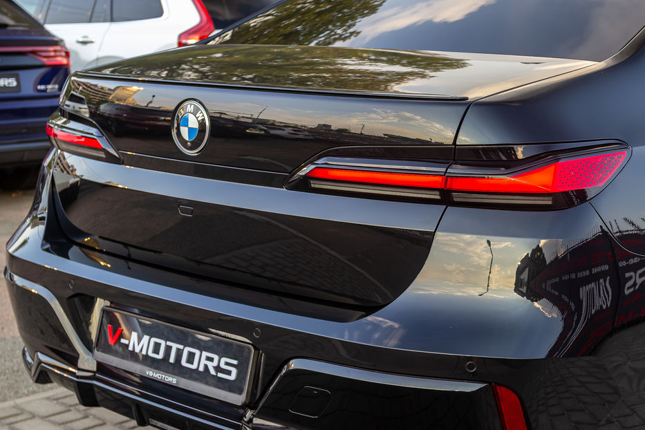Продам BMW 740 LD Xdrive 2023 года в Киеве
