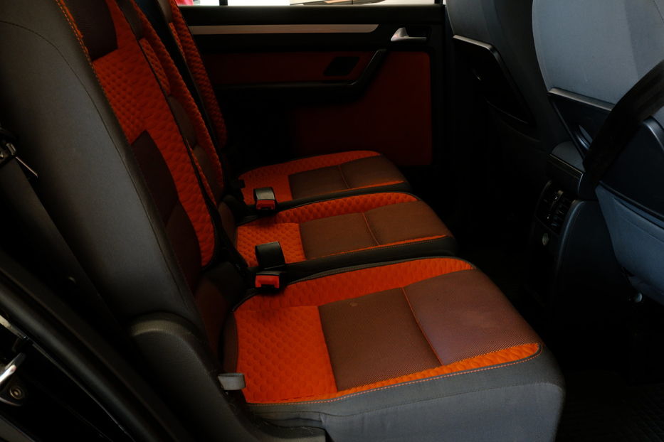 Продам Volkswagen Touran 2008 года в Одессе