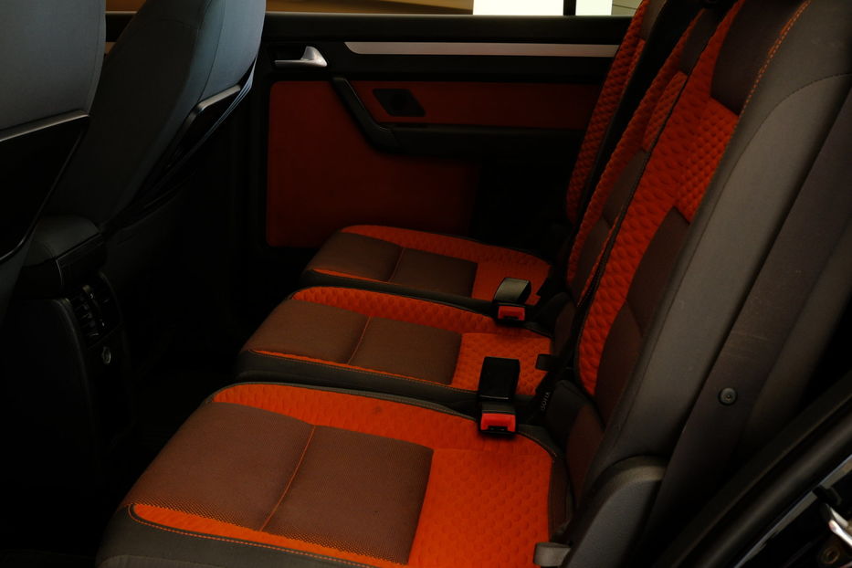 Продам Volkswagen Touran 2008 года в Одессе
