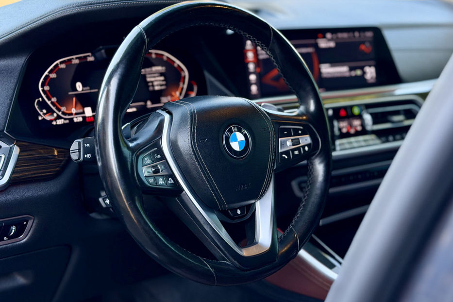 Продам BMW X5 M G05  40i Steptronic (340 к.с.) 2018 года в Киеве