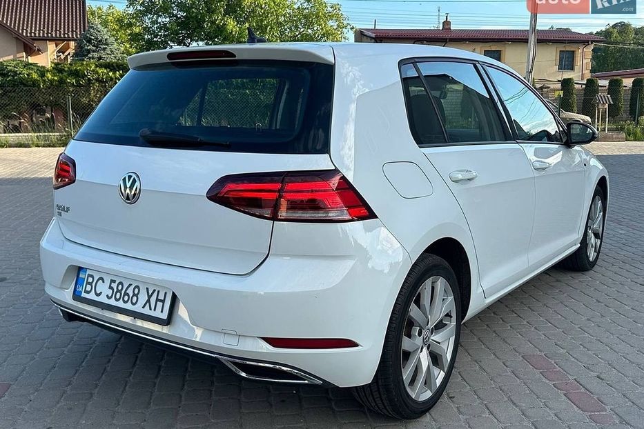 Продам Volkswagen Golf VII 1.4 TSI АТ ЛЮК SE КОМПЛЕКТАЦІЯ 2019 года в Львове