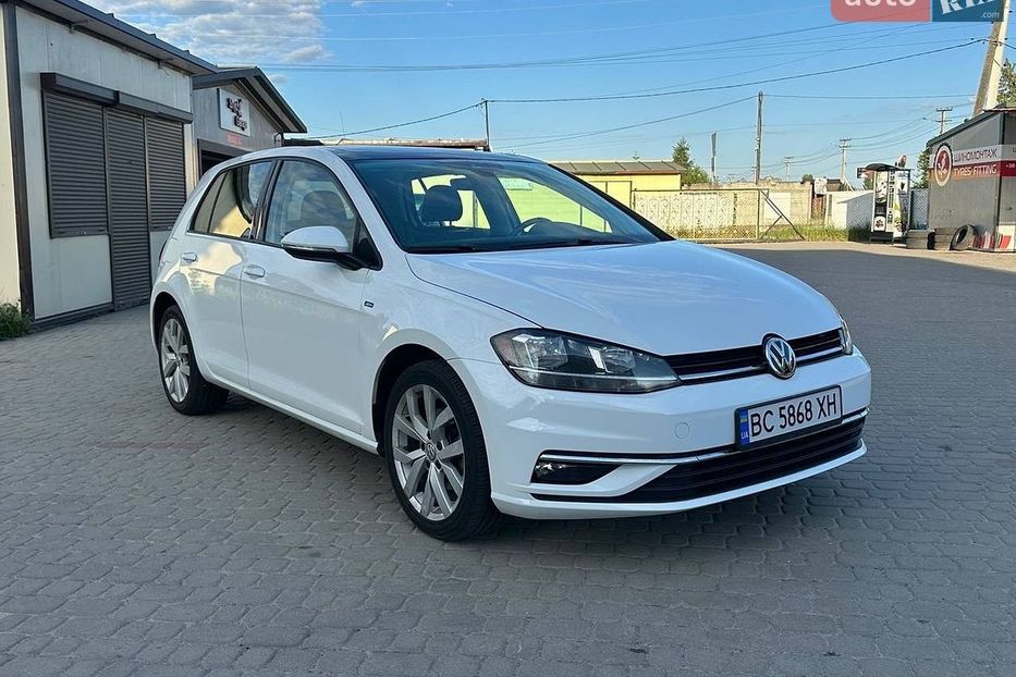 Продам Volkswagen Golf VII 1.4 TSI АТ ЛЮК SE КОМПЛЕКТАЦІЯ 2019 года в Львове