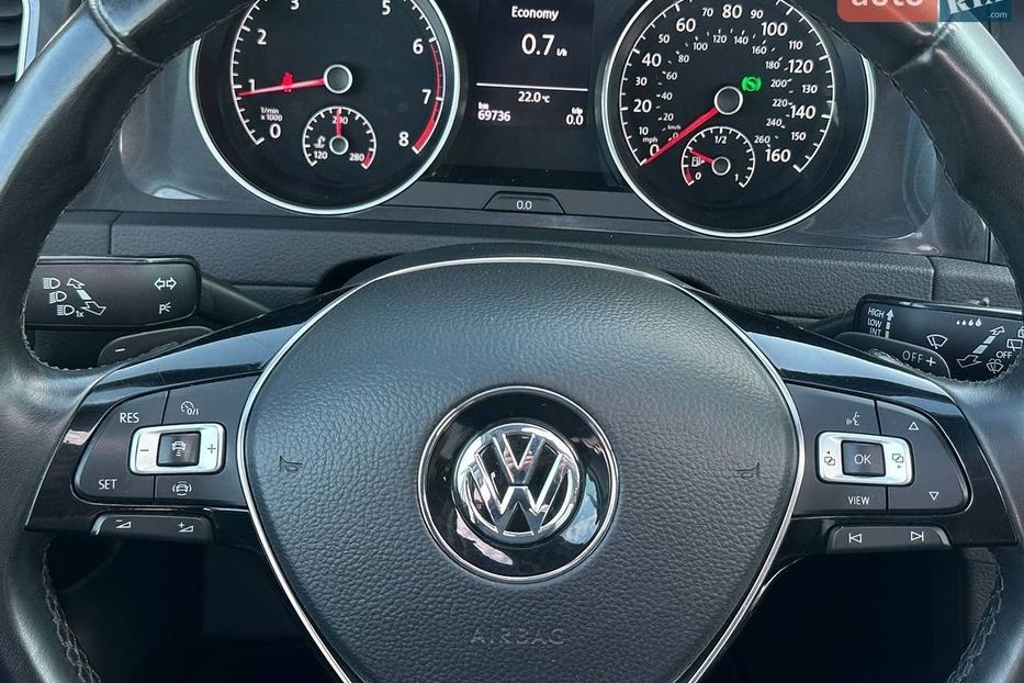 Продам Volkswagen Golf VII 1.4 TSI АТ ЛЮК SE КОМПЛЕКТАЦІЯ 2019 года в Львове