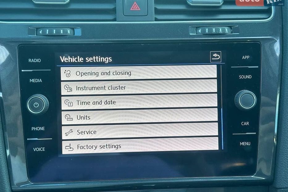 Продам Volkswagen Golf VII 1.4 TSI АТ ЛЮК SE КОМПЛЕКТАЦІЯ 2019 года в Львове