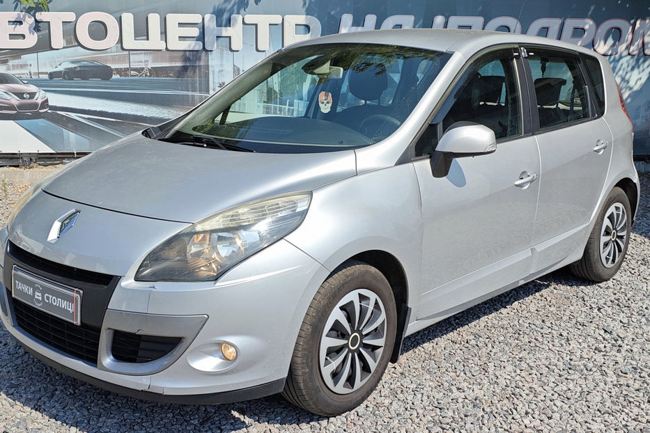Продам Renault Scenic 1.4 TCe MT (130 к.с.) 2011 года в Киеве