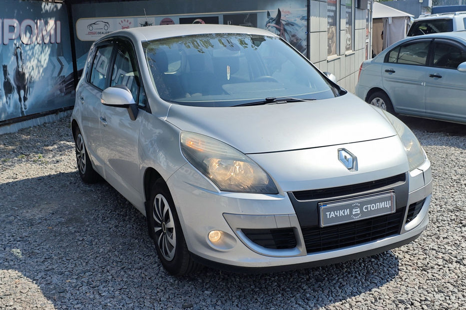 Продам Renault Scenic 1.4 TCe MT (130 к.с.) 2011 года в Киеве