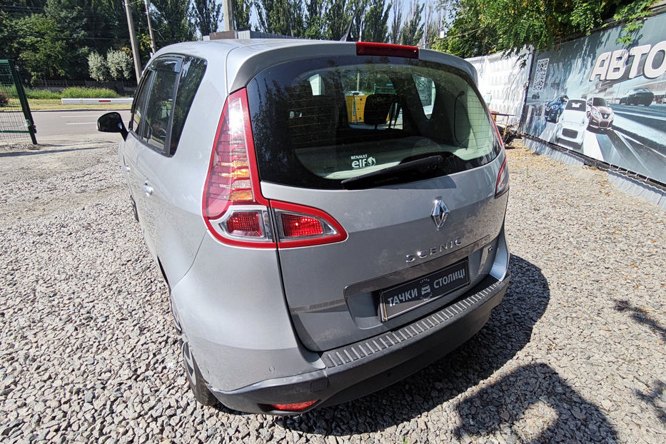 Продам Renault Scenic 1.4 TCe MT (130 к.с.) 2011 года в Киеве