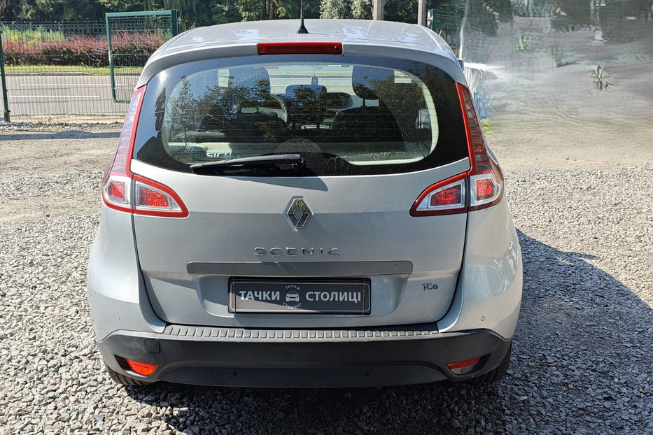 Продам Renault Scenic 1.4 TCe MT (130 к.с.) 2011 года в Киеве