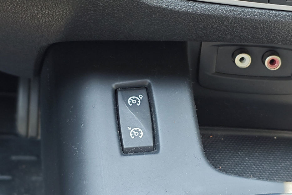 Продам Renault Scenic 1.4 TCe MT (130 к.с.) 2011 года в Киеве