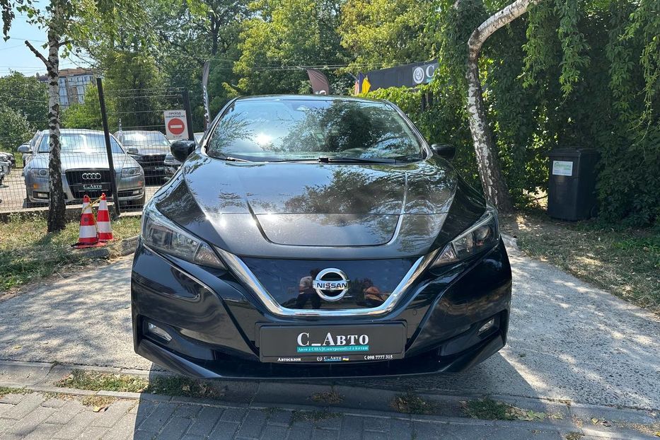 Продам Nissan Leaf 40kwh 2018 года в Черновцах