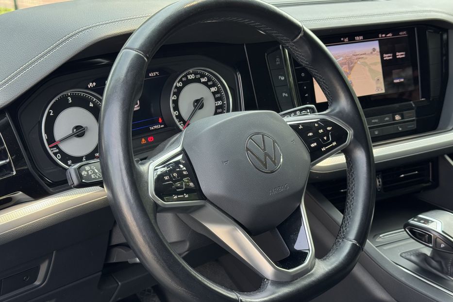 Продам Volkswagen Touareg 2021 года в г. Умань, Черкасская область