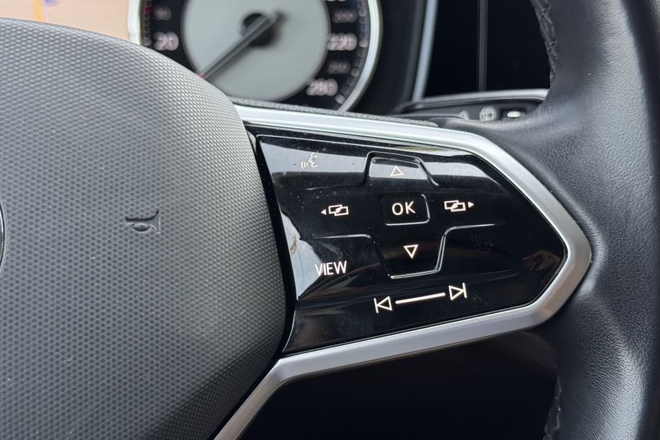 Продам Volkswagen Touareg 2021 года в г. Умань, Черкасская область