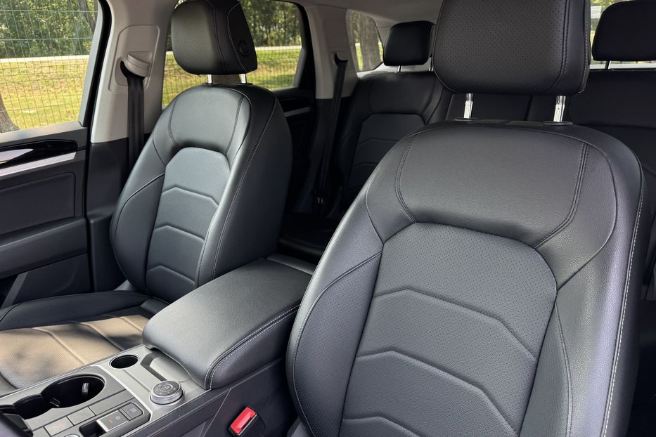 Продам Volkswagen Touareg 2021 года в г. Умань, Черкасская область