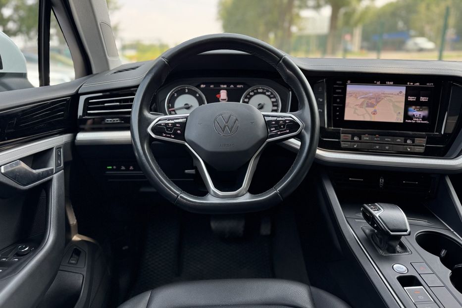 Продам Volkswagen Touareg 2021 года в г. Умань, Черкасская область