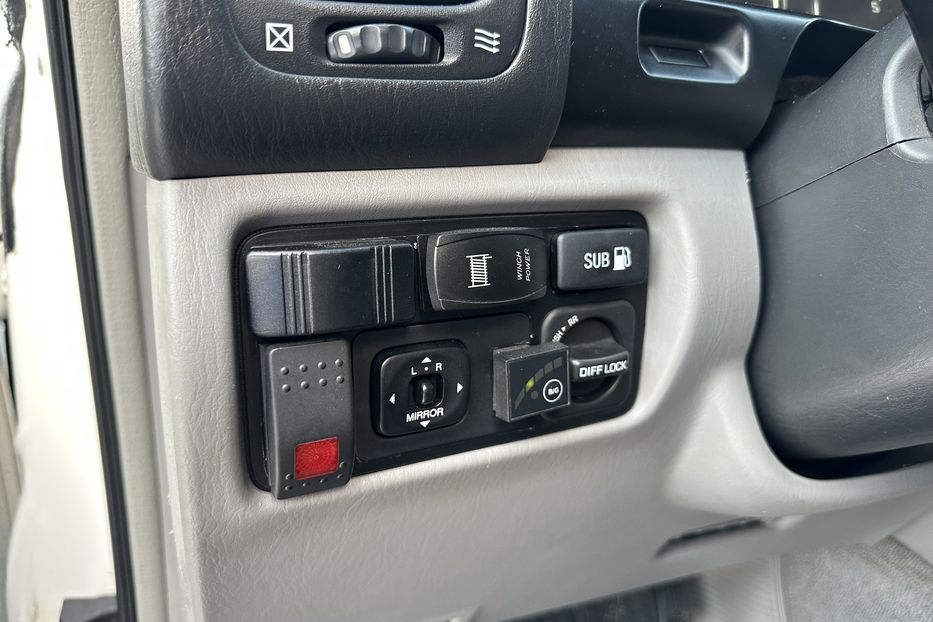 Продам Toyota Land Cruiser 105 4x4 2007 года в Киеве