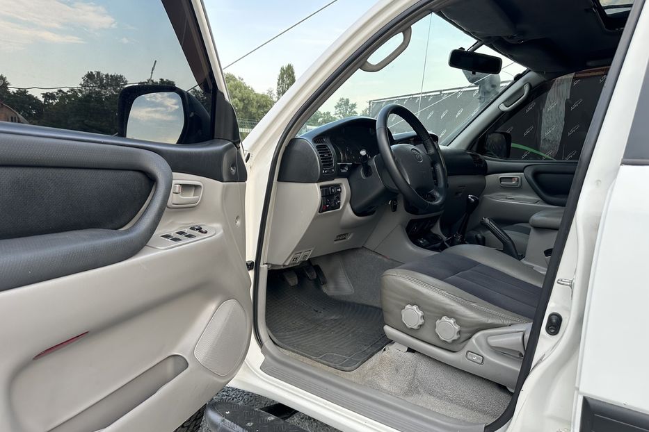 Продам Toyota Land Cruiser 105 4x4 2007 года в Киеве
