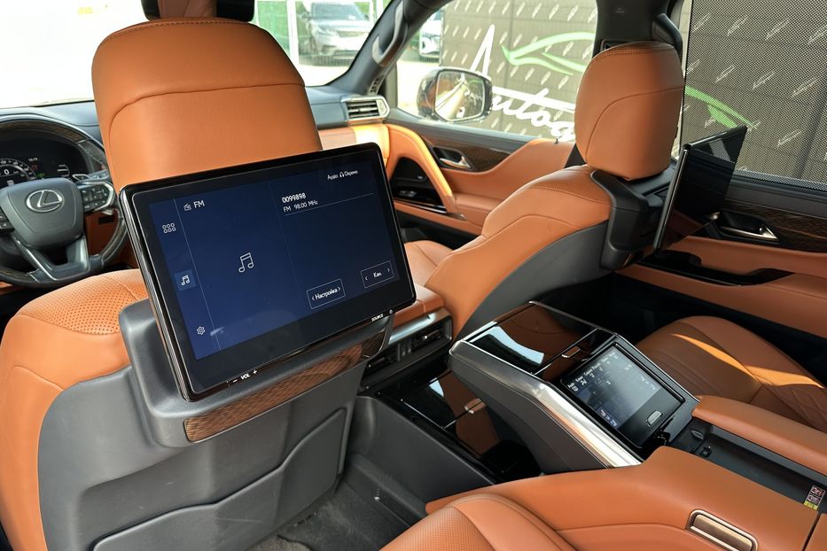 Продам Lexus LX 570 LX600 Premium 2023 года в Киеве