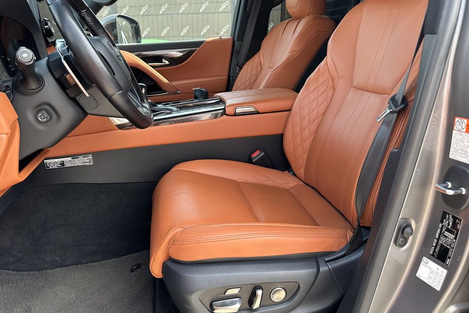 Продам Lexus LX 570 LX600 Premium 2023 года в Киеве