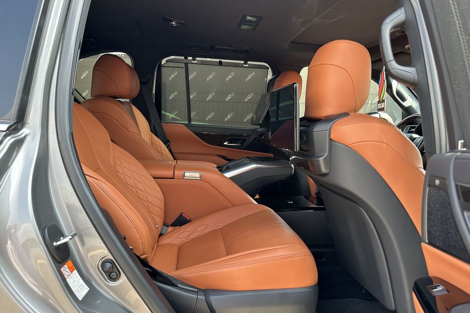 Продам Lexus LX 570 LX600 Premium 2023 года в Киеве