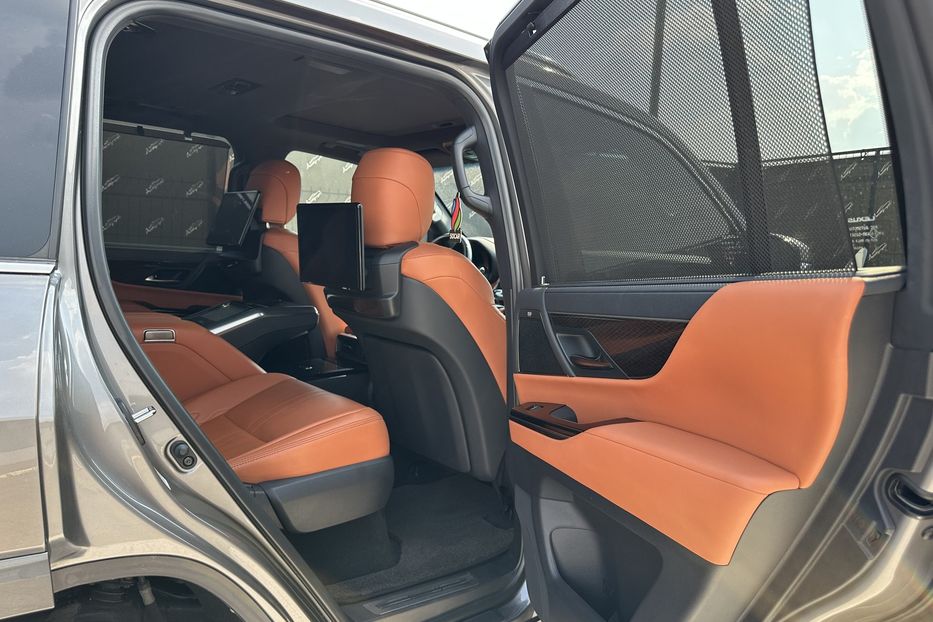 Продам Lexus LX 570 LX600 Premium 2023 года в Киеве