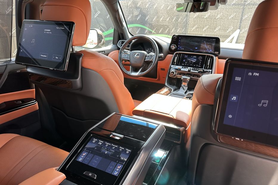 Продам Lexus LX 570 LX600 Premium 2023 года в Киеве