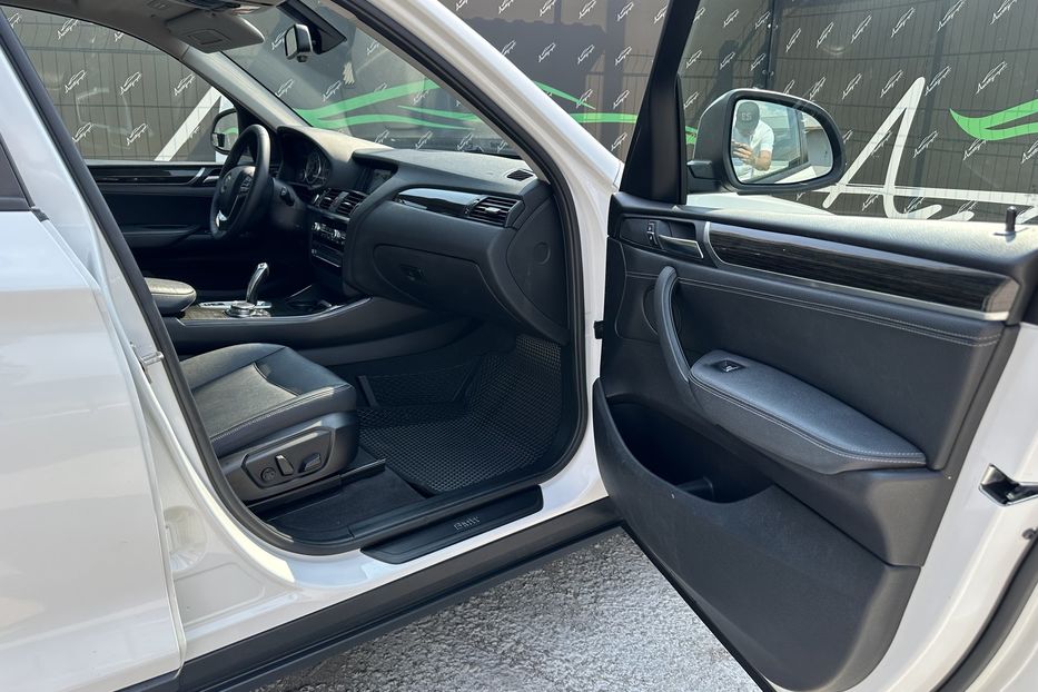 Продам BMW X3 Xdrive28i 2015 года в Киеве