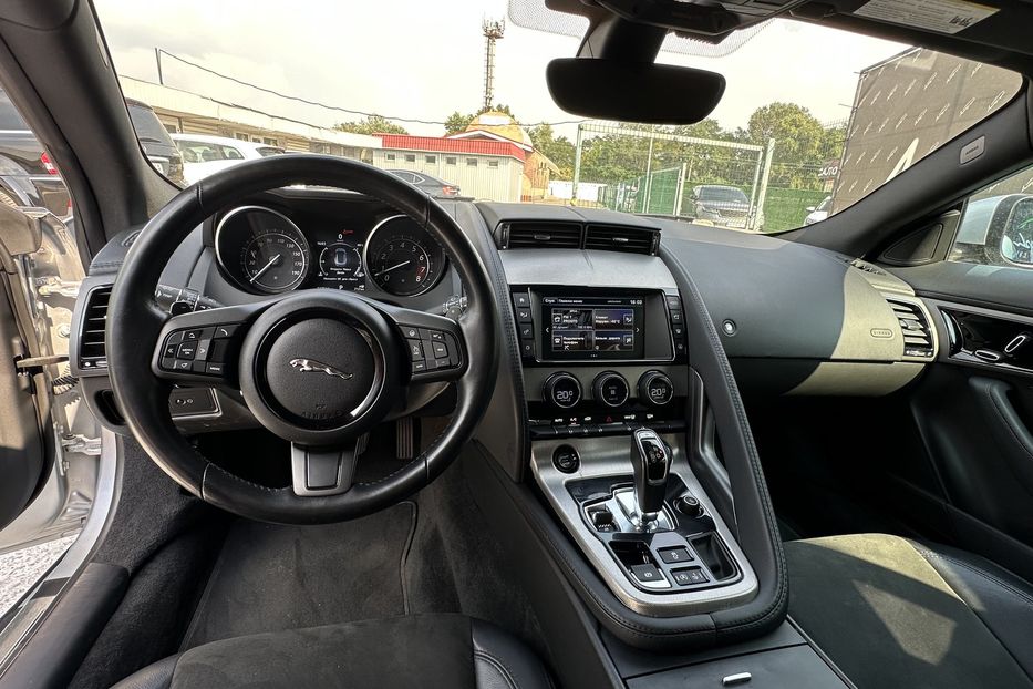 Продам Jaguar F-Type 3.0 Supercharged 2016 года в Киеве