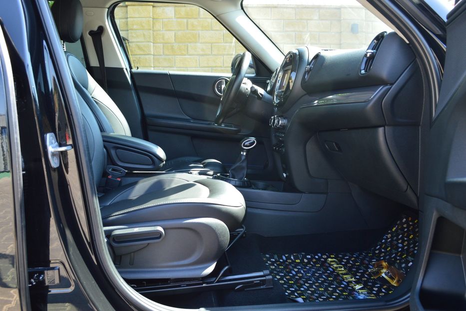 Продам MINI Countryman 4ALL 2017 года в Одессе