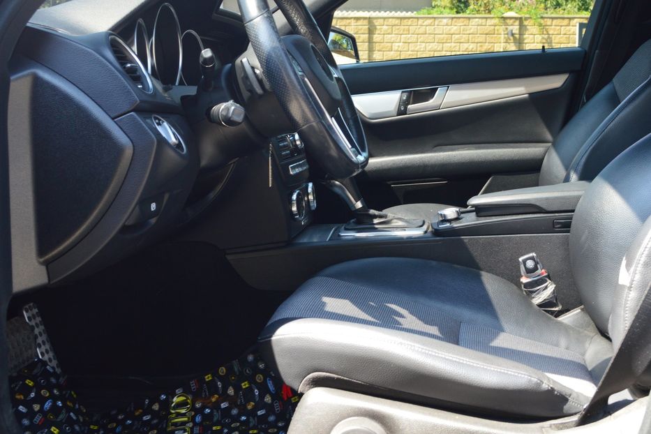 Продам Mercedes-Benz C-Class 2012 года в Одессе