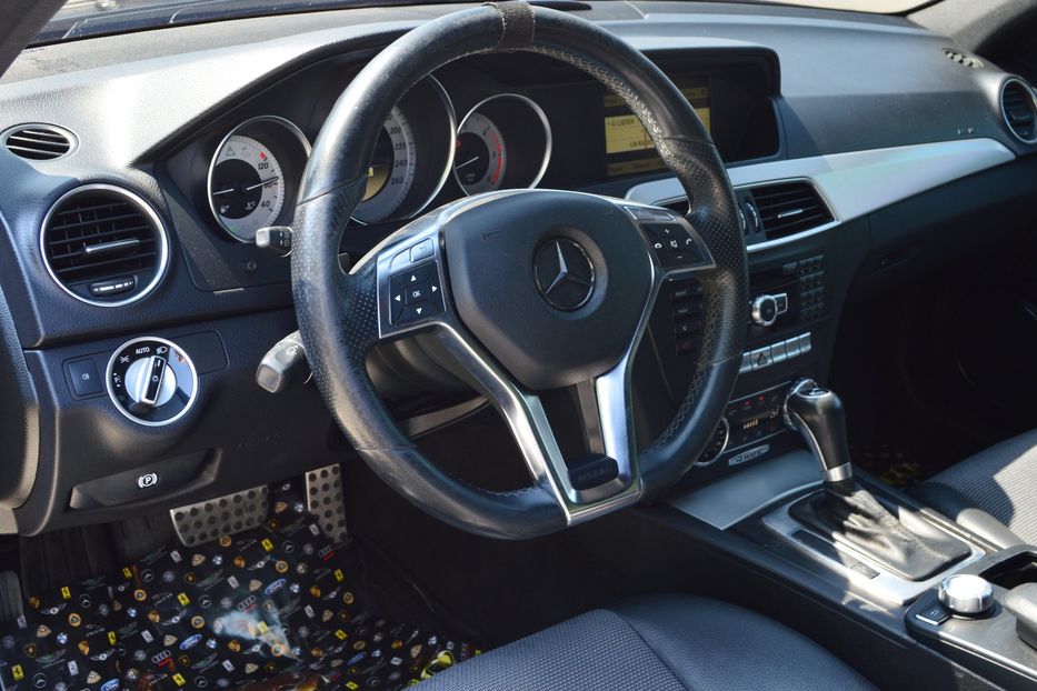 Продам Mercedes-Benz C-Class 2012 года в Одессе