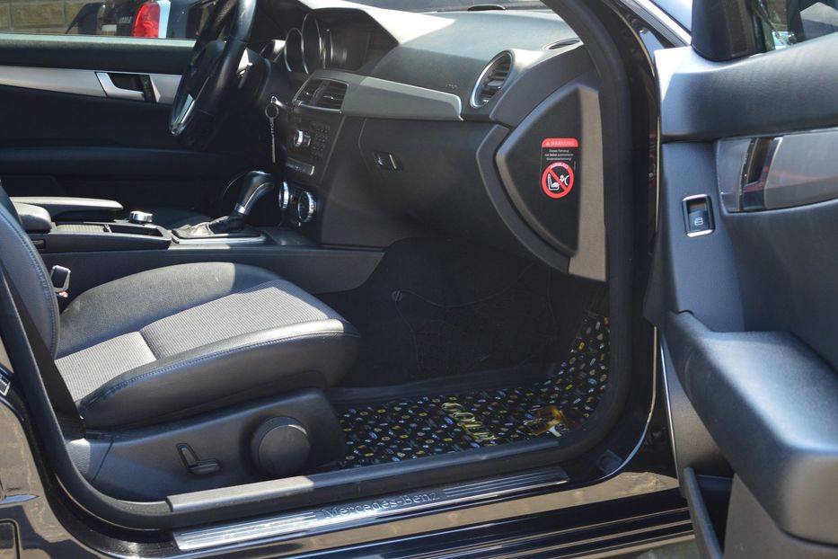 Продам Mercedes-Benz C-Class 2012 года в Одессе