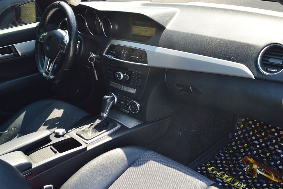 Продам Mercedes-Benz C-Class 2012 года в Одессе