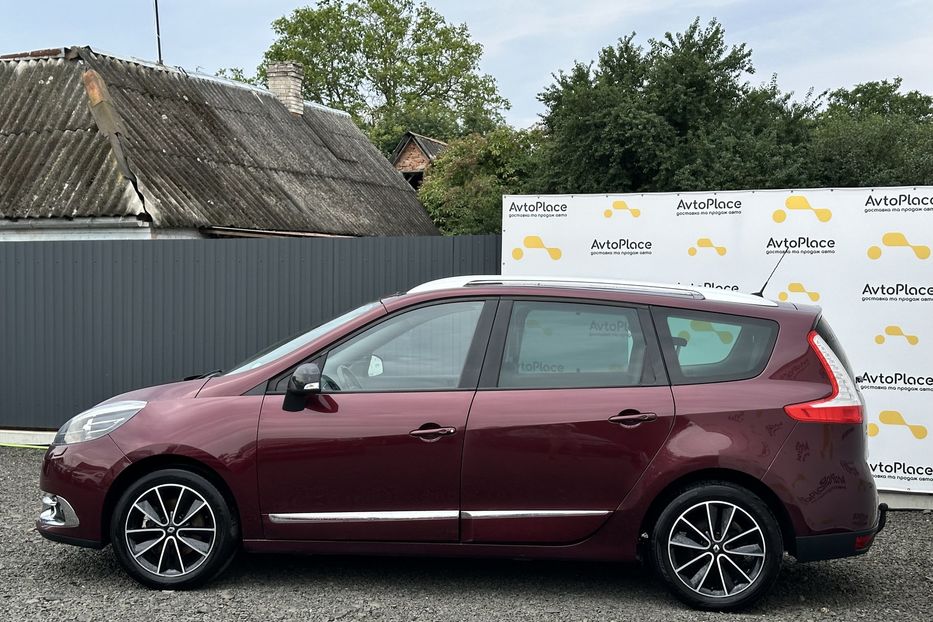 Продам Renault Grand Scenic 2013 года в Луцке
