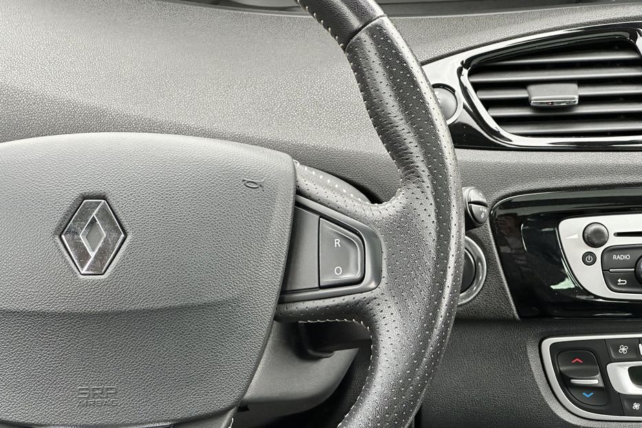 Продам Renault Grand Scenic 2013 года в Луцке