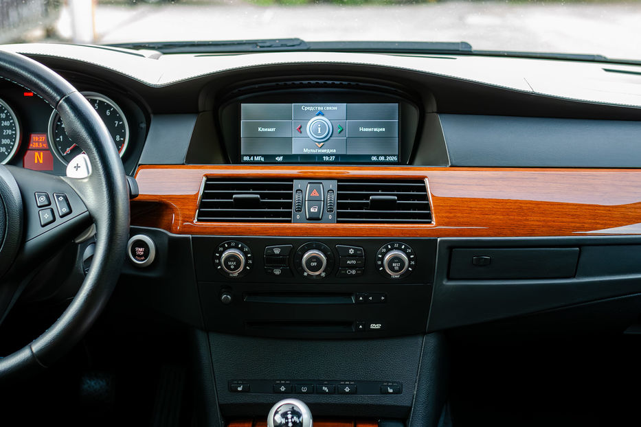 Продам BMW M5 Individual 2007 года в Киеве