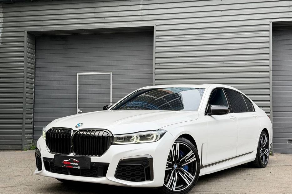 Продам BMW 750 Li M package 2020 года в Киеве