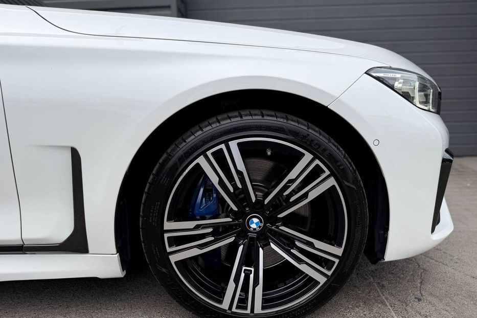 Продам BMW 750 Li M package 2020 года в Киеве